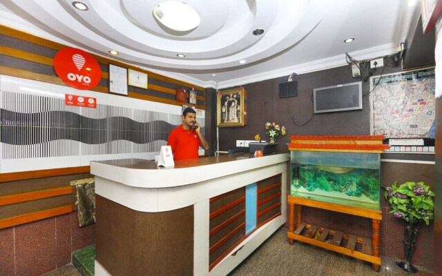 OYO 10459 Gnana Srm Residency