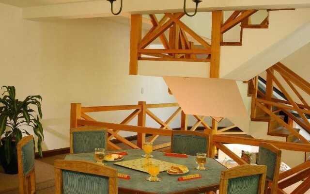 Plaza Mayor Hosteria