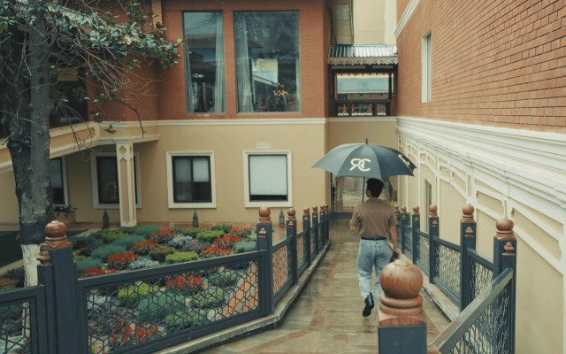 Radisson Collection Hotel & Spa, Riverfront Srinagar