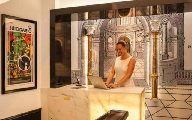 Teatro Boutique Rooms & Suites