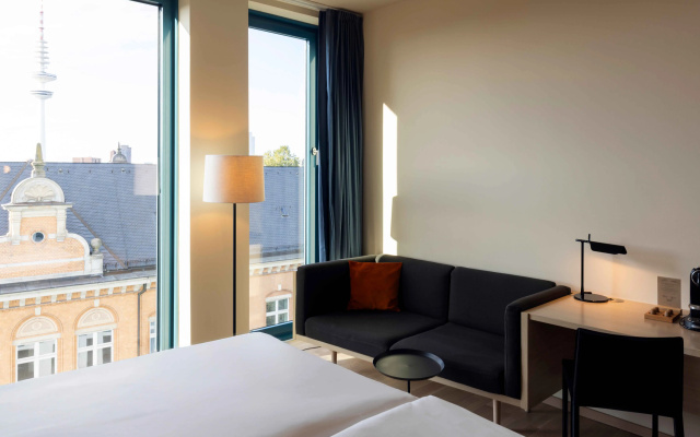 Scandic Hamburg Emporio - Image 7