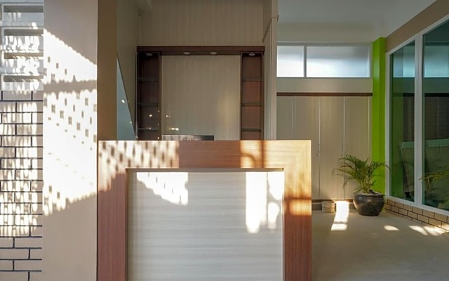 Vaccinated Staff - OYO 948 Vivi Residence Syariah II