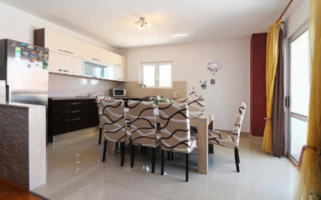 Holiday house Sandra - with pool : Makarska. Riviera Makarska
