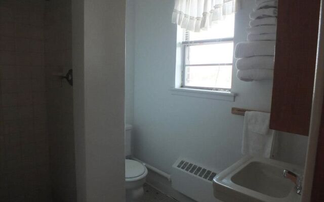 Riverside Motel and Marina Manistee