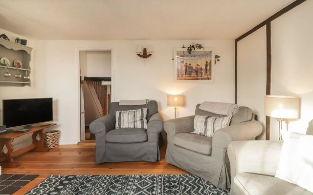 3 Seaview Cottages