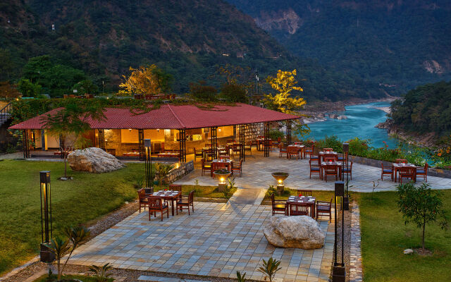 Aloha On The Ganges, Rishikesh