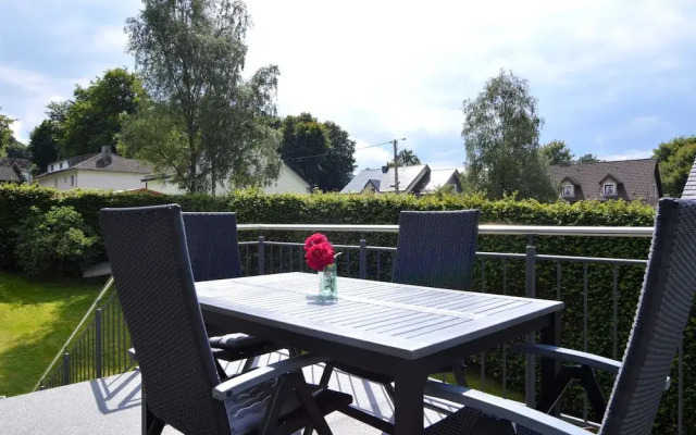 Apartment With Private Garden & Terrace