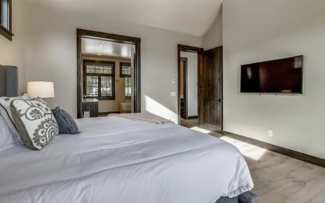 Barton Creek Vista 6 Bedroom Home