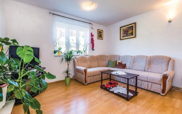 Awesome Home in Rab With Wifi and 2 Bedrooms