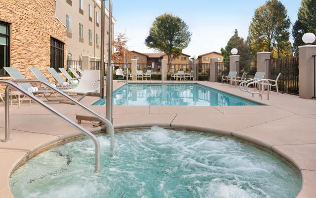 Holiday Inn Express Hotel & Suites Merced by IHG