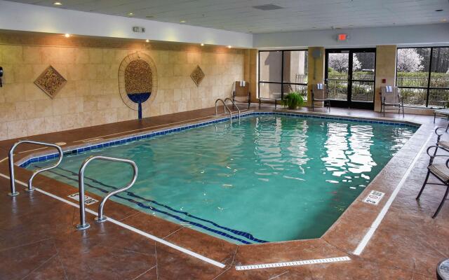 Hampton Inn & Suites Youngstown-Canfield