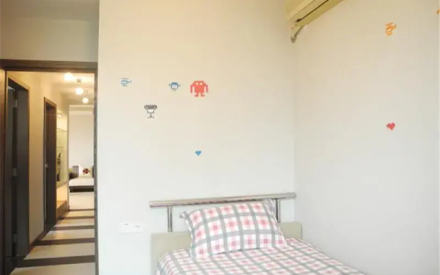 Shenzhen Leyi Family Apartment