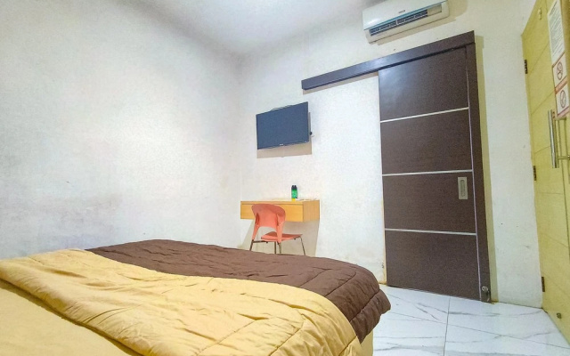 Guest House 88 RedPartner – Guest Rooms – Jakarta