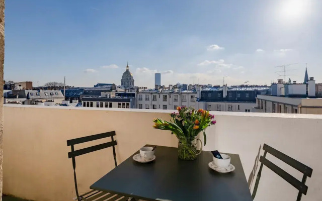 Eiffel Tower Loft residence