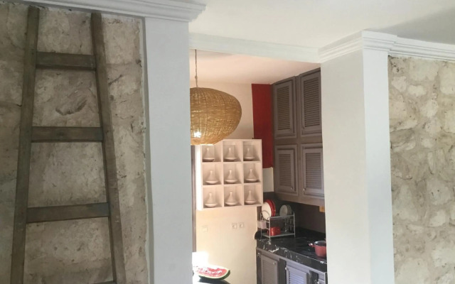 Villa d’architecte 103 commentaires 5* sur 2 sites