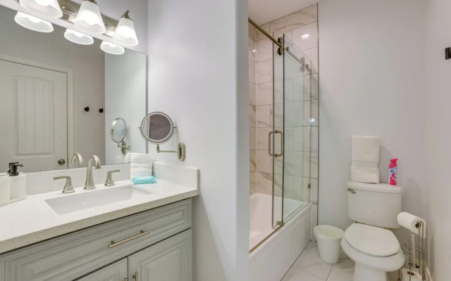 Pet-friendly Duplex Unit in Southwest Houston