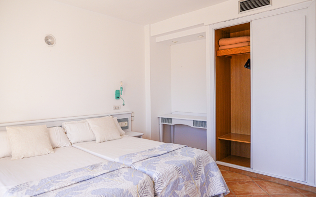 Azuline Hotel - Apartamento Rosamar