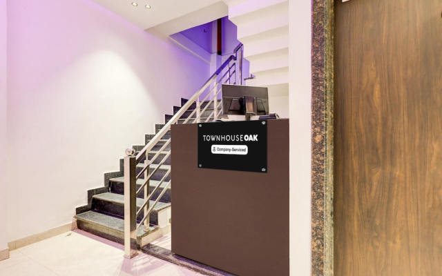 Super Townhouse Oak Kanpur