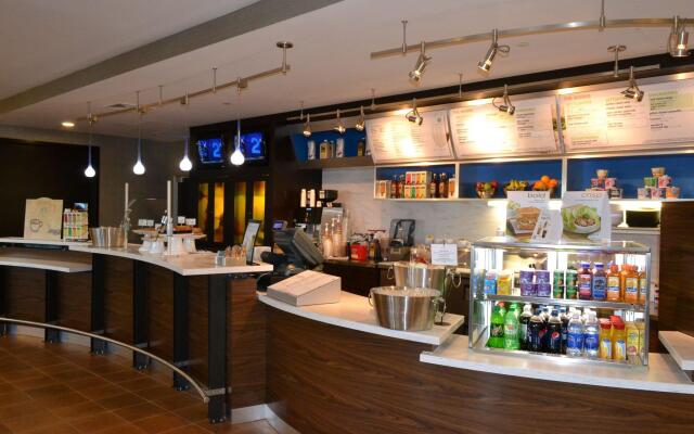 Courtyard By Marriott Cape Cod Hyannis