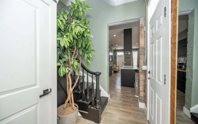 The Baymiller Row - For 6!