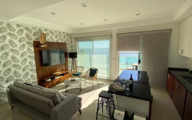 CONDOS ONE ByTrvl2hm & Mazatlan Regency