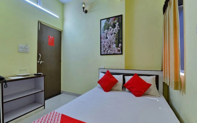 Primrose Residency by OYO Rooms
