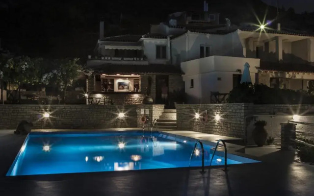 Scorpios Hotel & Suites