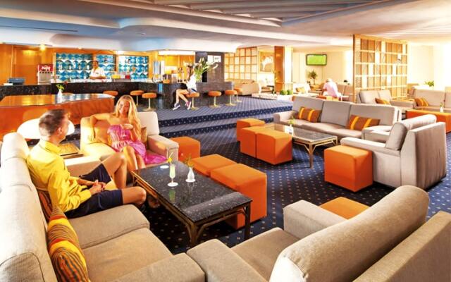 Hotel Tropicana Club & Spa