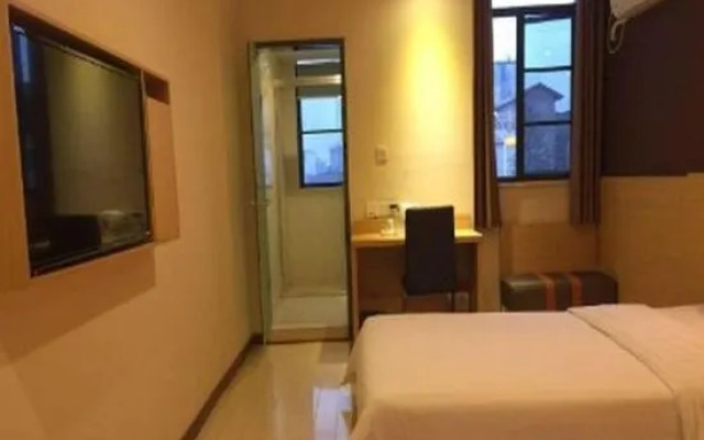 7 Days Premium (West Yangshuo Street)