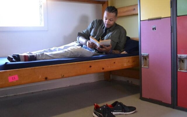 HI - Los Angeles South Bay Hostel