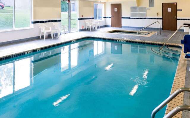 Quality Inn Lakeville North