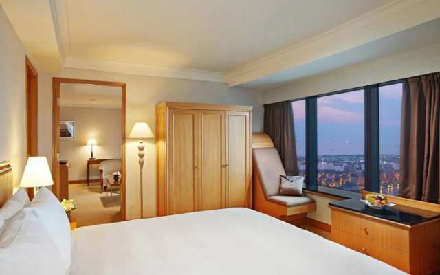 85 Sky Tower Hotel