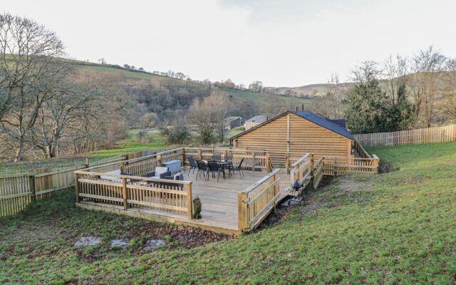 The Paddock, Llanbrynmair