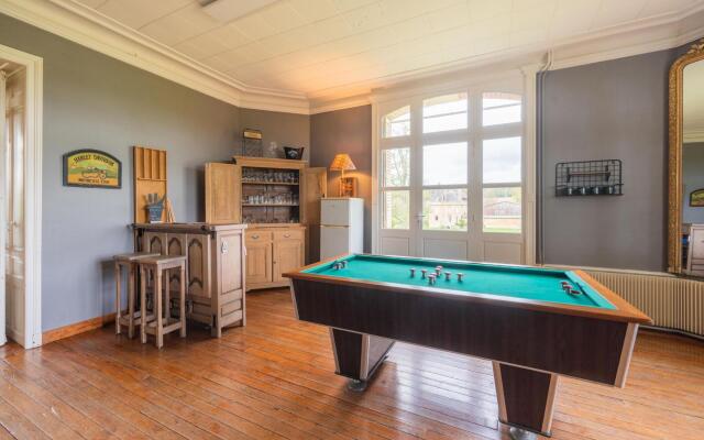 Majestic villa in Pouru-Saint-Remy with garden