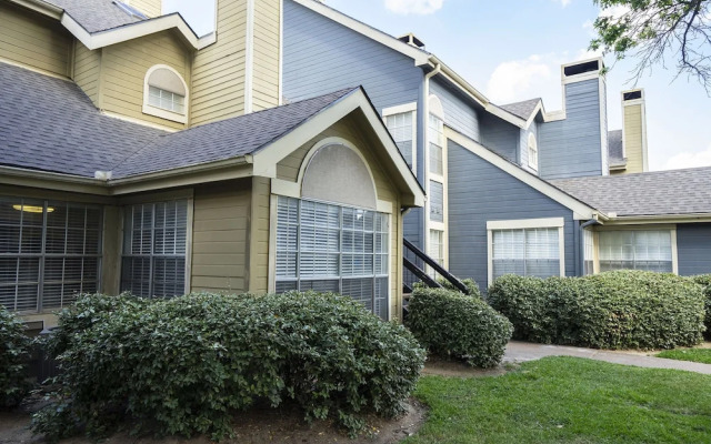 OYO Apartments at Champions Green