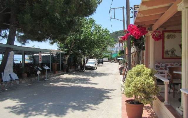 Lovely Open Plan Family Villa in Kato Katelios