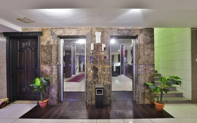 OYO 215 Wassan International Hotel