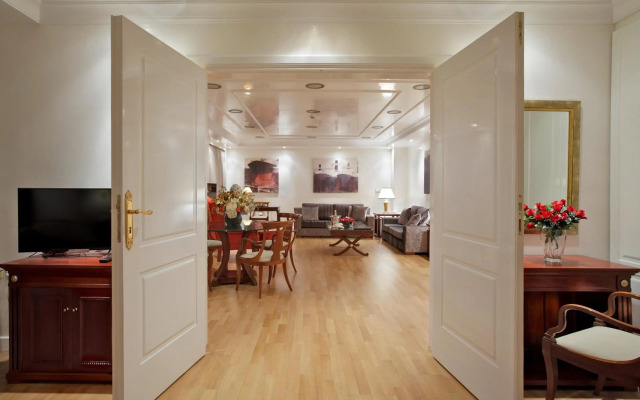 Piraeus Theoxenia Hotel