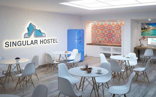 Y Hostel - Albergue Juvenil