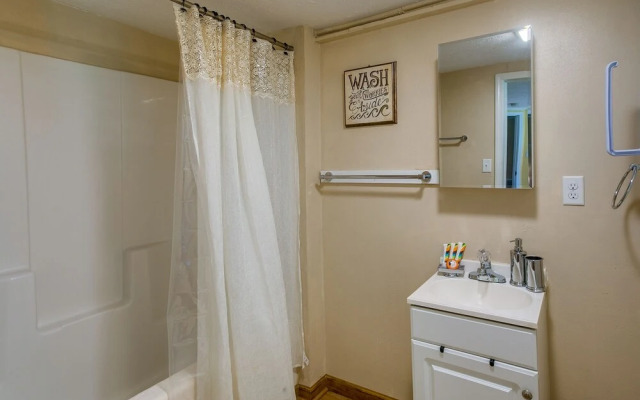 Waycross Vacation Rental w/ Private Backyard!