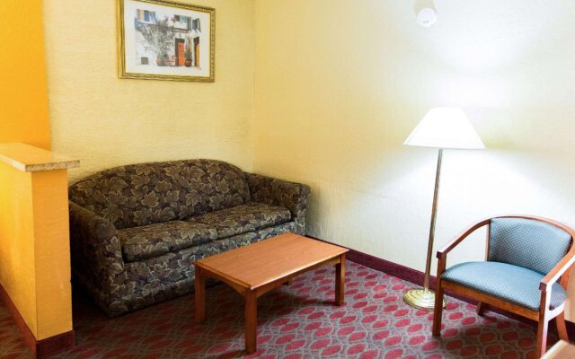 Quality Inn & Suites Goodyear - Phoenix West