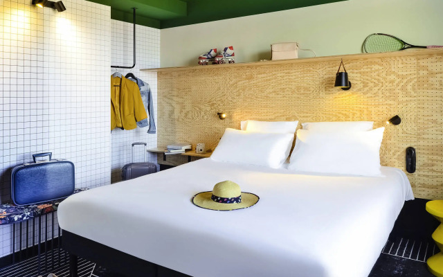 ibis Styles Lyon Meyzieu Arena Stadium