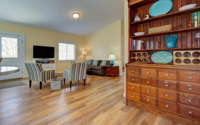 The Summit Boathouse