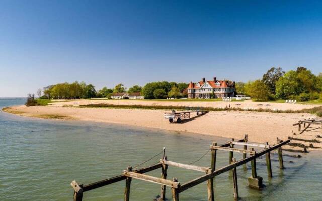 Captain's House / 9-bed Home on Osea Island, Essex
