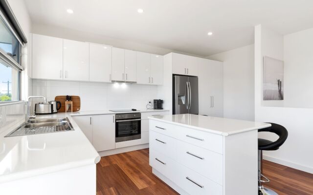 Rosewater Dromana