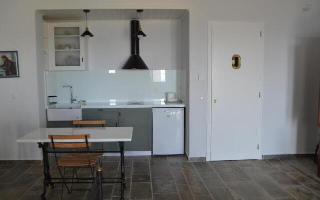 Sea view studio 2