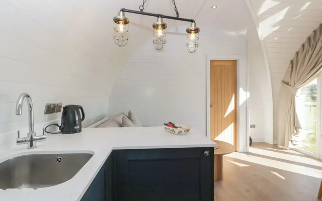 Leadon View Oak