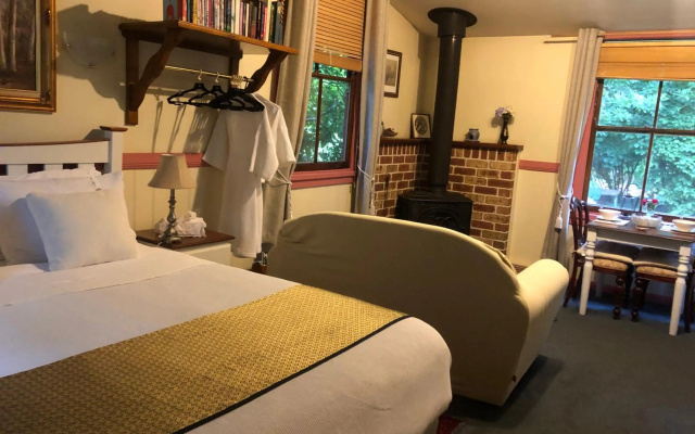 Secrets Hideaway – Guest Rooms – Blackheath