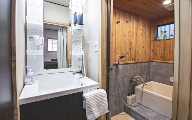 Otsuru Japanese-style  Up to 6 people