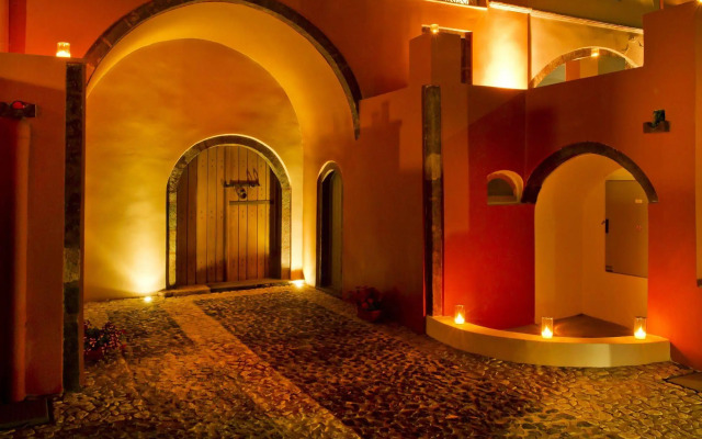 Markezinis Suites